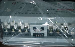 D牌chdele ADQ3-630/4P 630A 双电源自动转换器切换开关末端