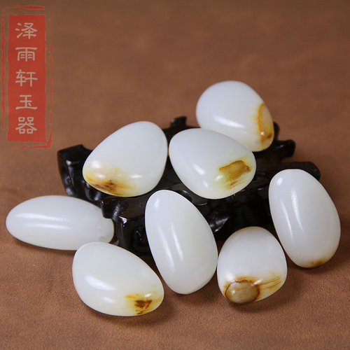 a货羊脂原皮男女款新疆和田玉