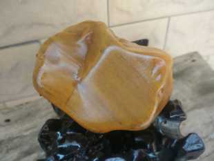 赣江信江籽料水冲黄蜡石细蜡碧玉磨砂胶蜡冻蜡金纹手把件摆件金印