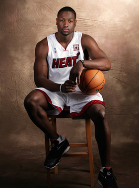 德怀恩.韦德海报定制海报制作NBA篮球全明星球星房间装饰画U1968B