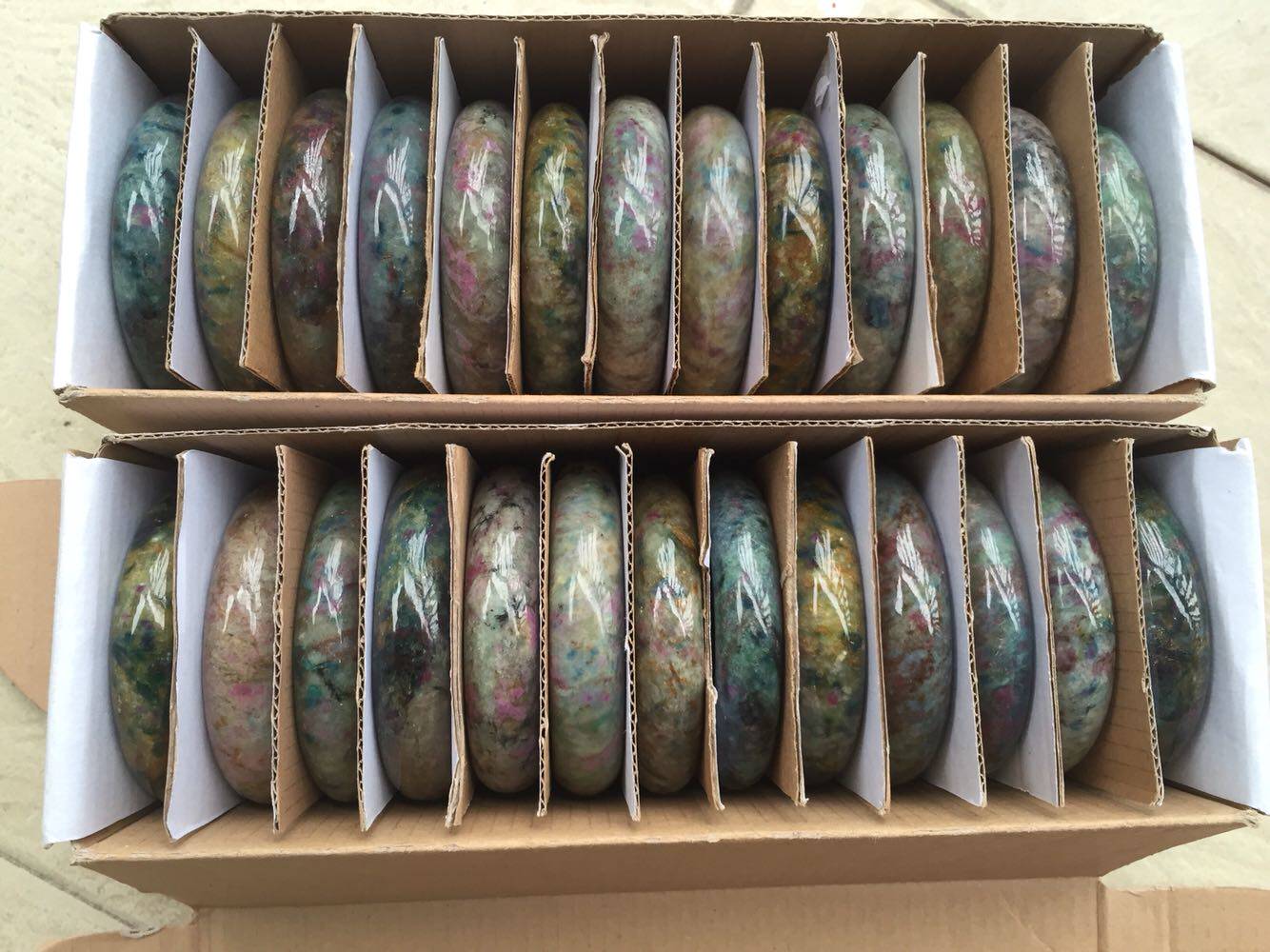 {珑心珠宝}岁岁花恋 水晶 天然红蓝宝手镯 复古花色