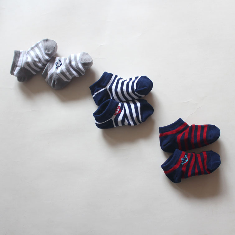 全棉条纹透气婴儿袜子