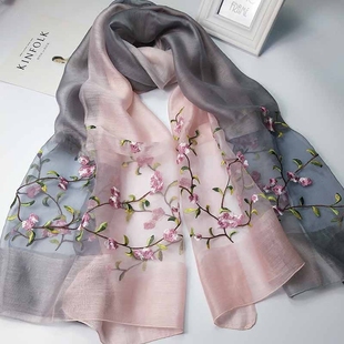 桑蠶絲刺繡絲巾女春秋薄款 旗袍披肩外搭真絲繡花圍巾送長(zhǎng)輩媽媽款