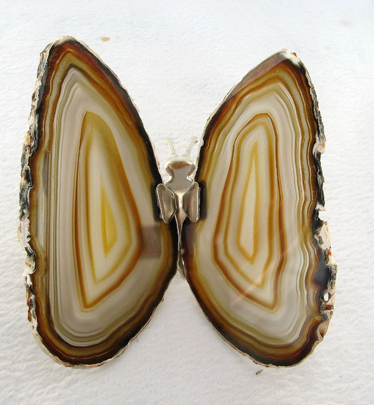 天然水晶花片229号玛瑙片蝴蝶摆件玉髓挂饰10.8公分玄关办公桌