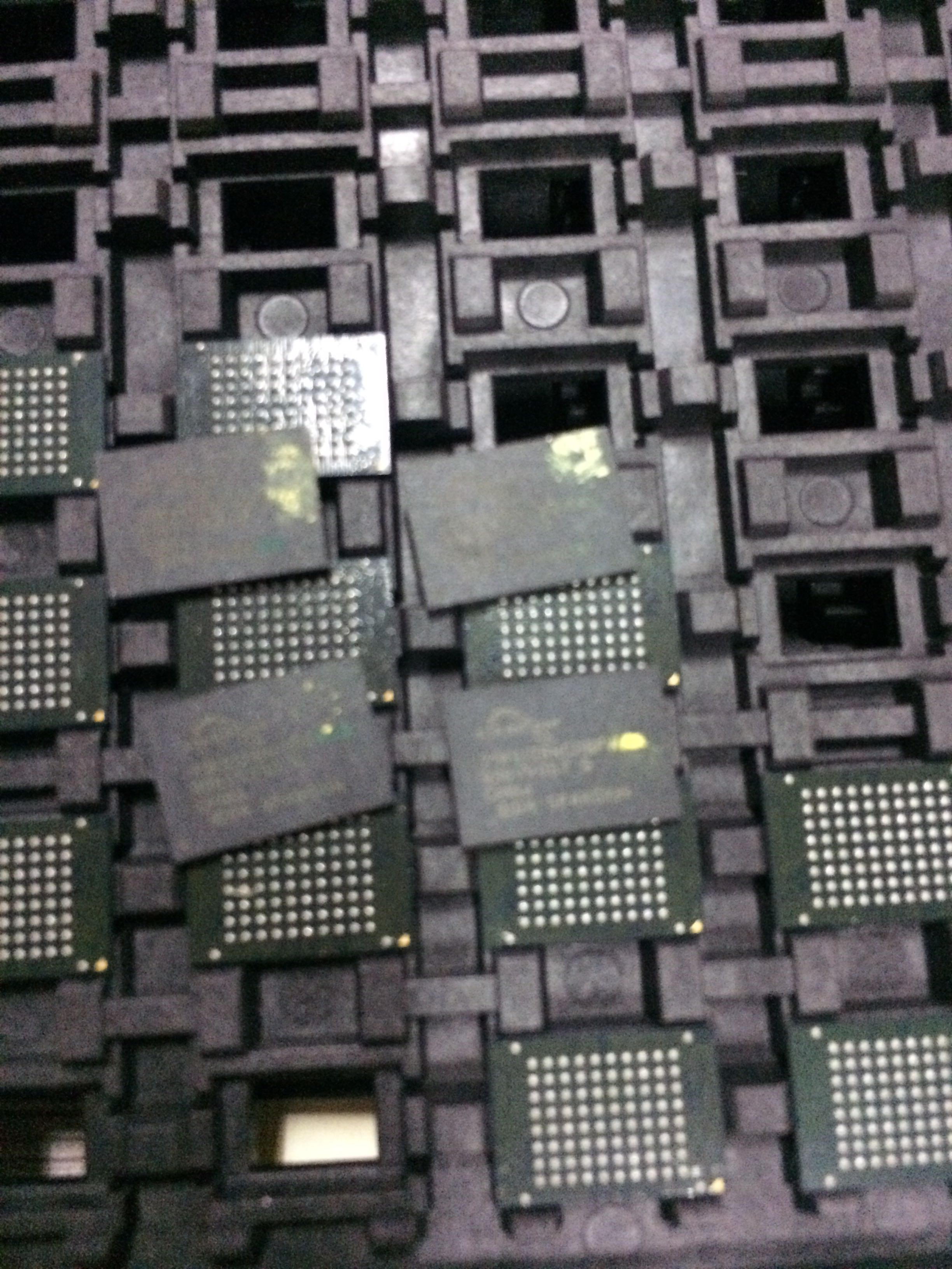 SPANSION内存芯片 71WS128NCBFWAM