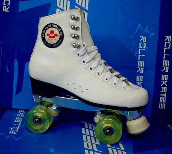 Patins à roulettes - Ref 2589167 Image 1