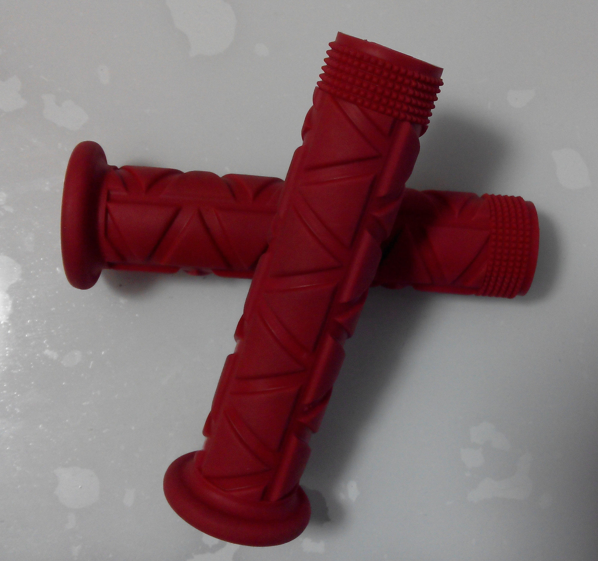 Poignées de vélo - Ref 2347825 Image 1