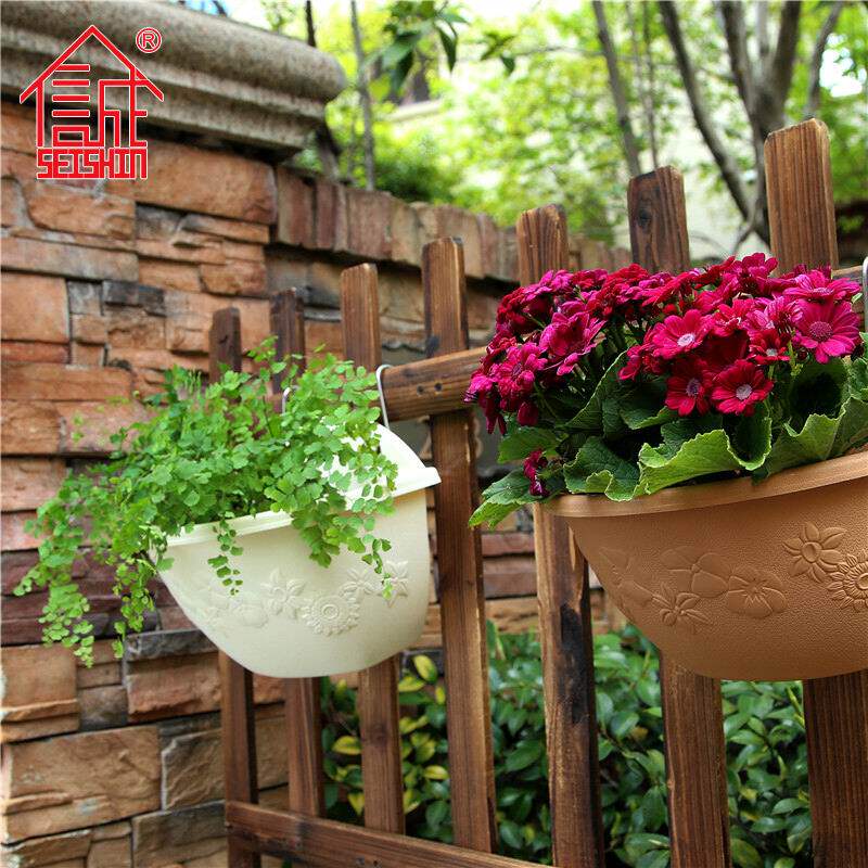 诚信半圆形塑料树脂花盆壁挂储水蓄水吊盆多省2个包邮送S勾