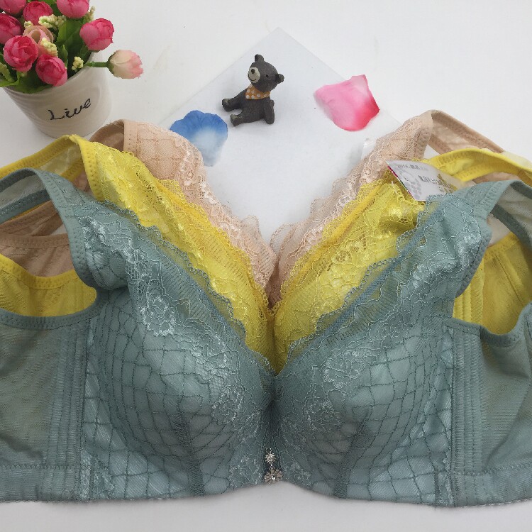 包邮清~品牌特卖 绿**8051背心式B杯文胸内衣四排扣上薄下稍厚