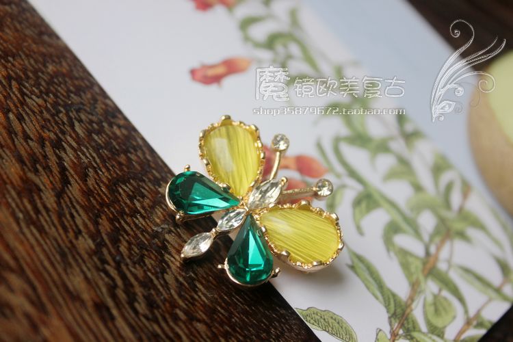Broche en autre - Ref 1178852 Image 1
