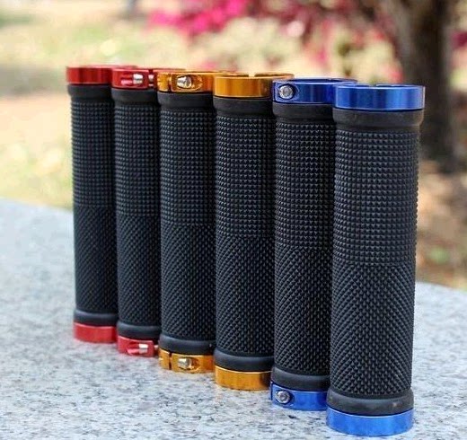 Poignées de vélo - Ref 2342646 Image 1