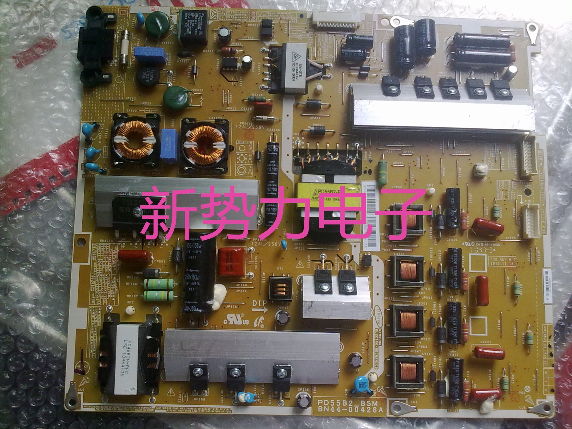 UA55D7000LJUA55D6400UJ