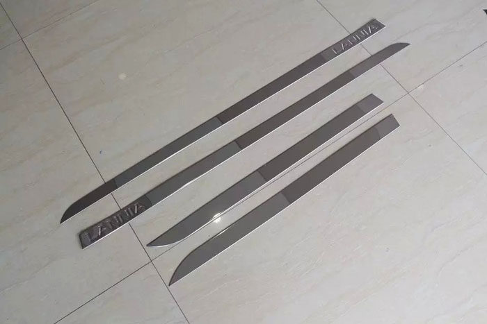 蓝鸟门板车身亮条