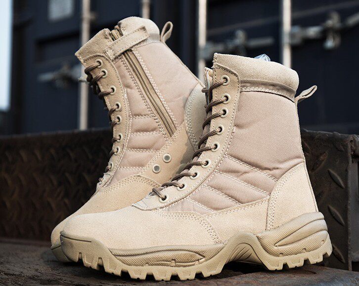 Bottes militaires - Ref 1401435 Image 1
