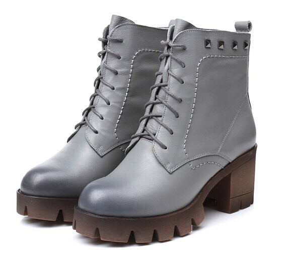 2019年秋款新款隐形内增高11厘米 擦色系带 柳钉 马丁靴女鞋2870k在类目 女鞋, 靴子中 - 来自Buy2taobao.com提供专业的淘宝代购服务