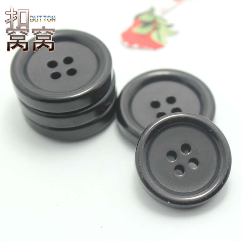 满包邮高档树脂四眼超厚纽扣 大衣毛衣西装钮扣 DIY扣子白色黑色