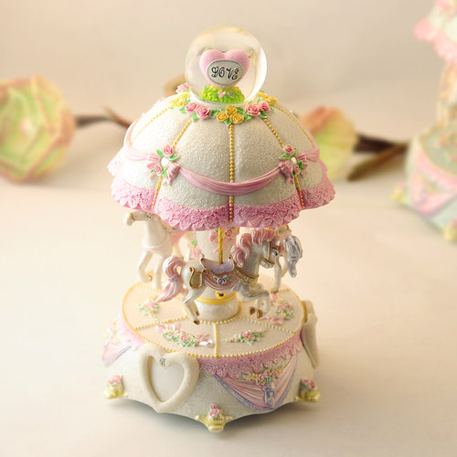 旋转木马八音盒水晶球生日礼物