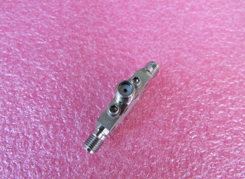 美国WM进口 M-9314 4-18GHz SMA接头射频微波同轴高频三平衡混频器 Triple Balanced Mixer RF ：4.0 to 18.0 GHz LO :4to 18.0 GHz IF :0.01 to 3 GHz LO :Power +17 dBm 接头：SMA