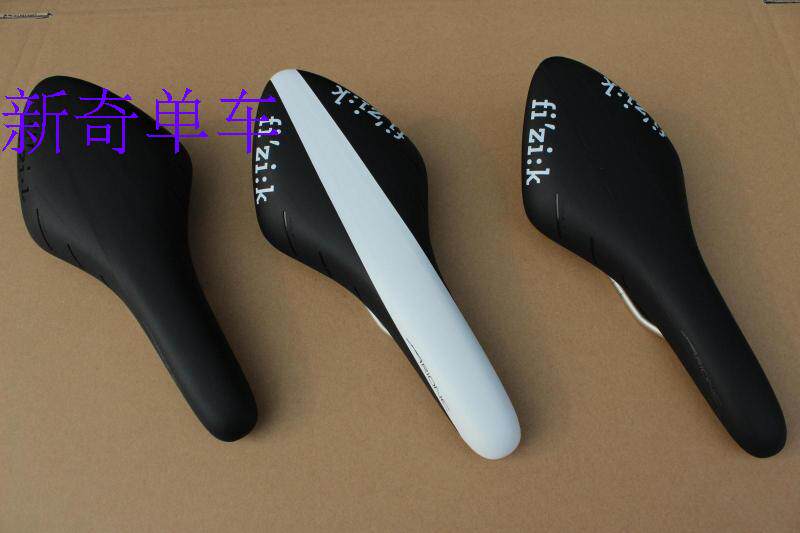 Selle de vélo FIZIK - Ref 2359802 Image 1