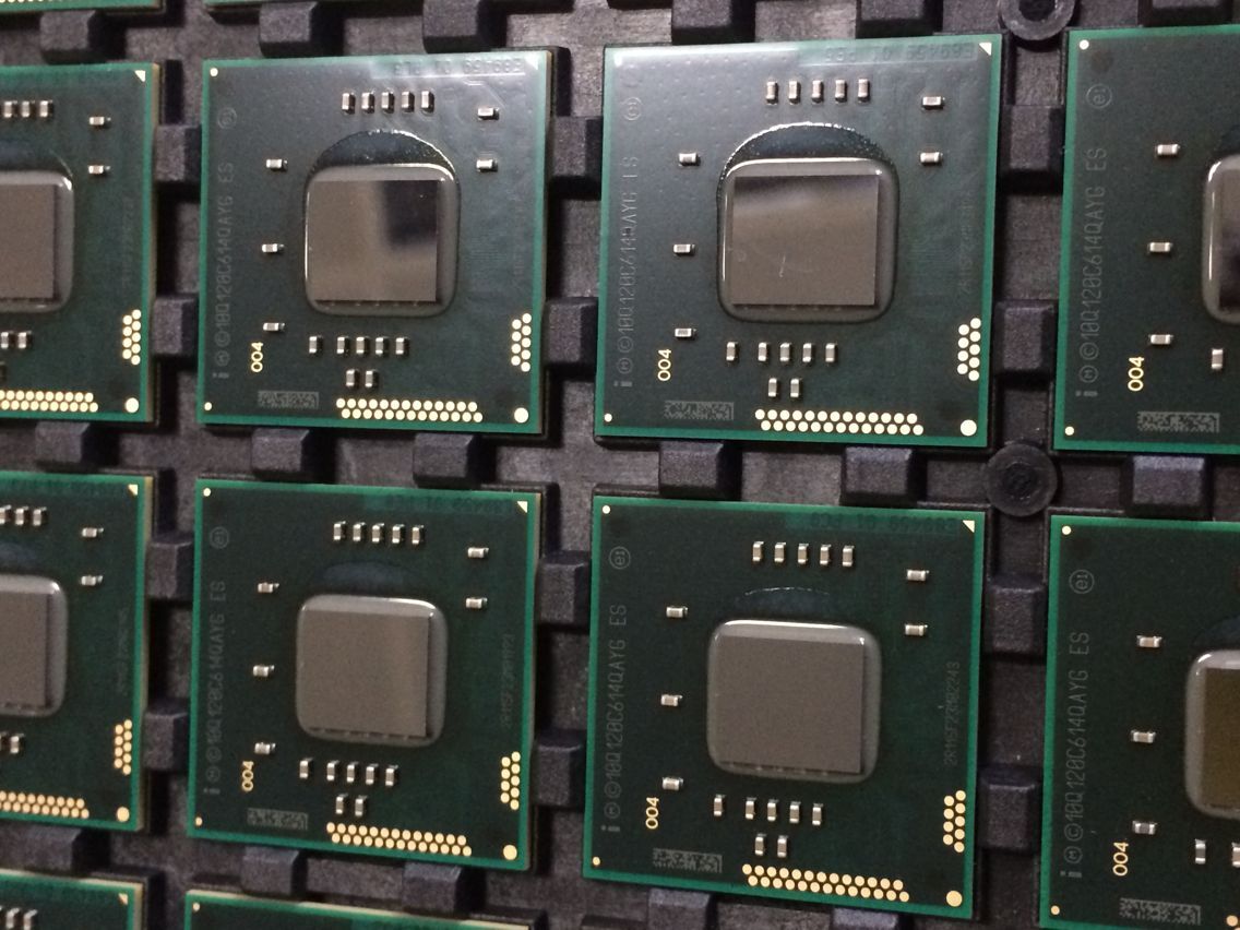 D2700SR0D9集成电路IC