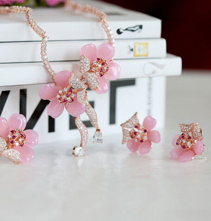 the republic of korea Imported Powder crystal Rhinestone Flower Nested chain bride Wedding dress Necklace Accessories Earrings Ring jewelry Threein the Accessories/Fashion Jewelry, Necklace  category - from Buy2taobao.com to provide professional Taobao agent buy service