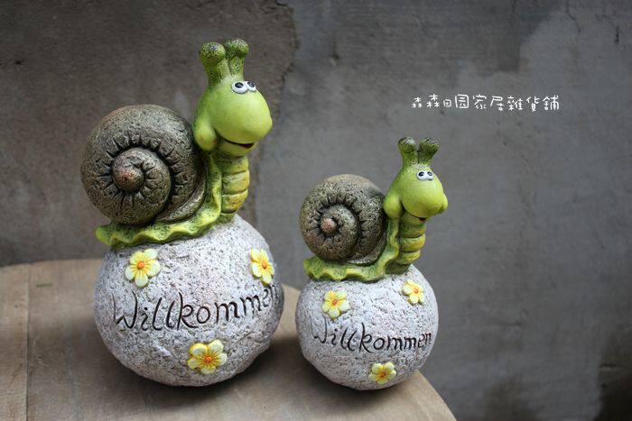 仿石草坪公园小区户外园林卡通美式乡村陶瓷彩绘大小蜗牛装饰摆件