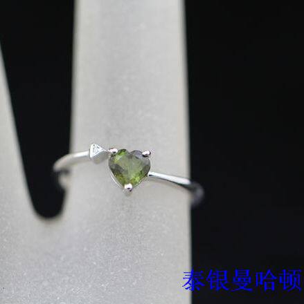泰银925纯银手工镀白金正品原创设计天然绿碧玺爱心活口戒指11-18