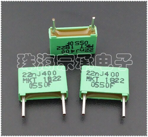 13x4x9毫米、RM10、铜引脚、加载寿命300000小时、MKT1822 系列应用包括：分组、旁路、滤波、定时、耦合和去耦电路，低电压应用中的干扰抑制。