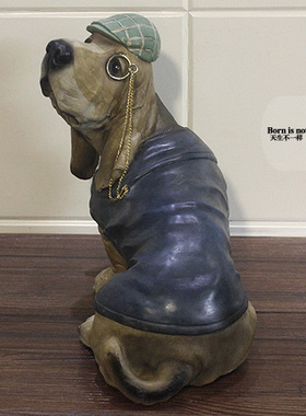 可爱风巴吉度绅士狗狗新房摆件