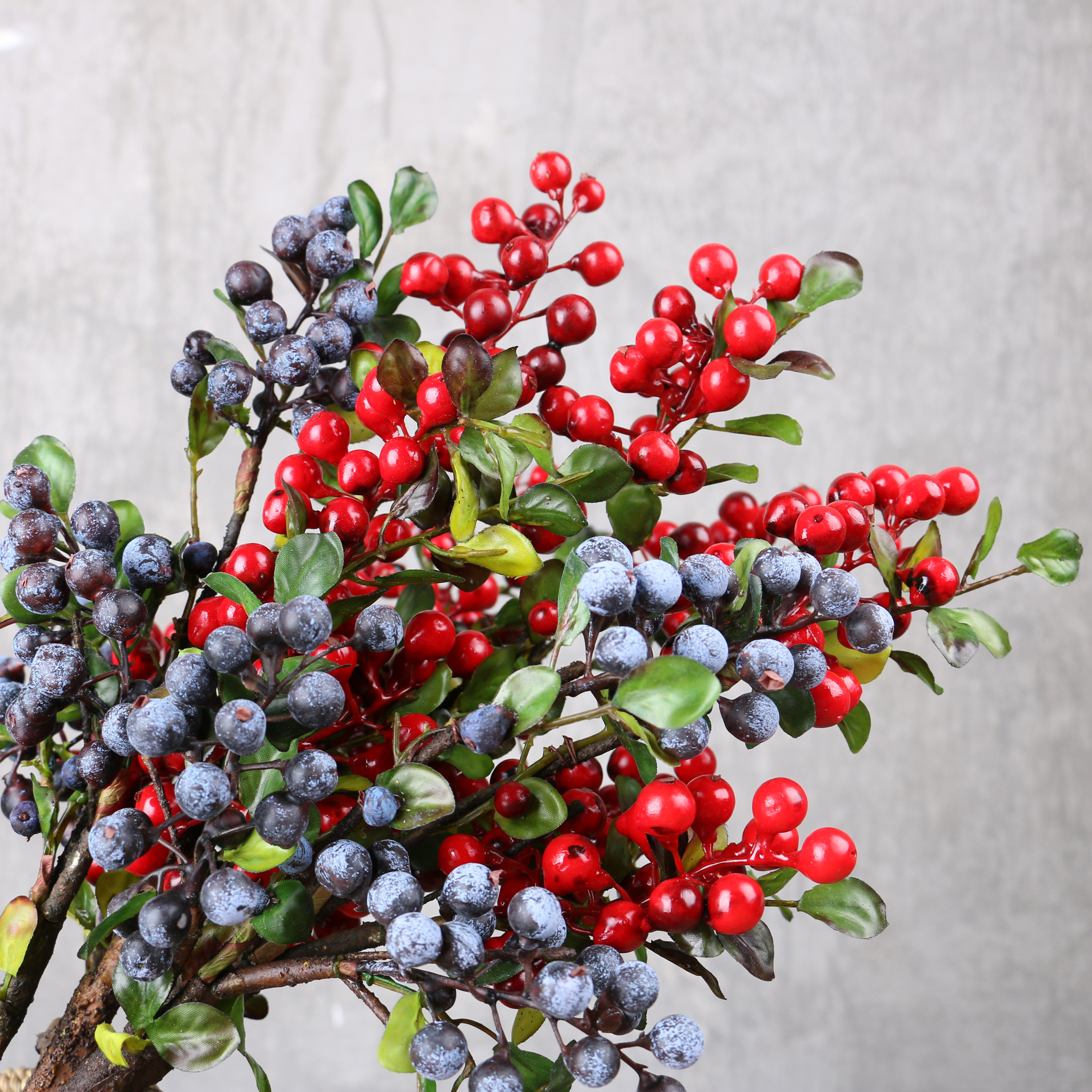 高仿真圣诞果 红浆果 蓝莓果  发财果 假野果子 客厅装饰假花摆件在类目 家居饰品, 花瓶/花器/仿真花/仿真饰品, DIY仿真材料中 - 来自Buy2taobao.com提供专业的淘宝代购服务