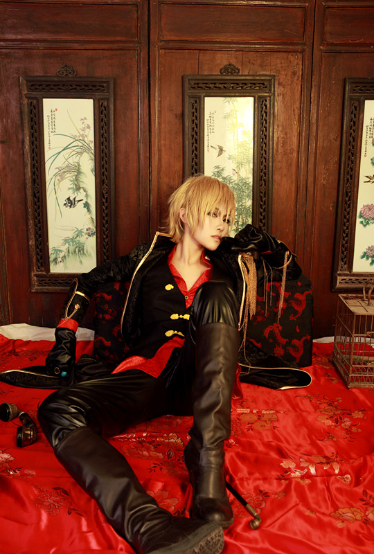 cosplay服艳势番额尔吉·崇利明男装