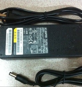 原装 富士通19V 4.22A 笔记本电源S6420 S6510 S6520 ADP-80NB A