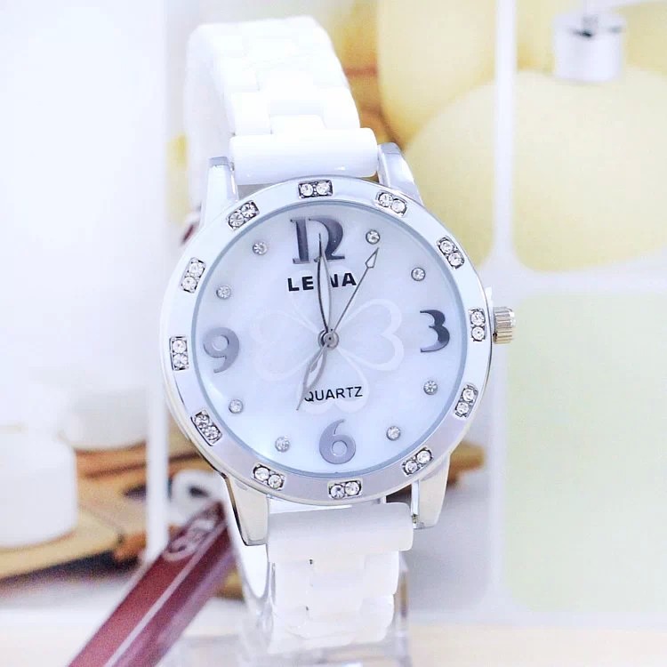 leina雷纳品牌手表四叶草陶瓷女表时尚水钻时装表防水女士石英表