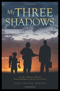 【预售】My Three Shadows: A Story of Boyhood Pranks, Wart