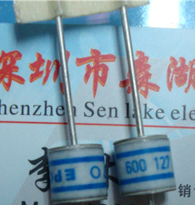 2R600V 600V 2RM600L-8 8*6 8*8 陶瓷气体放电管防雷管  原装