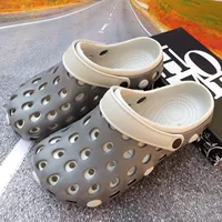 Летние тапочки в стиле Crocs, трендовые дышащие мюли, для влюбленных, в корейском стиле, крупный округлый носок