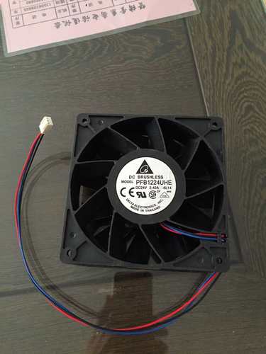 原装台达12CM 12038 24V 2.40A 大风量暴力变频器风扇 PFB1224UHE