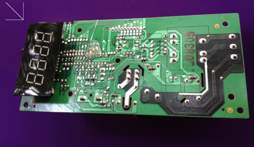 原装拆机，没修过，实物拍图，默认韵达，当天发货 买电视主板的亲，请看清标题的屏型号