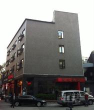 广州意达酒店豪华大床房