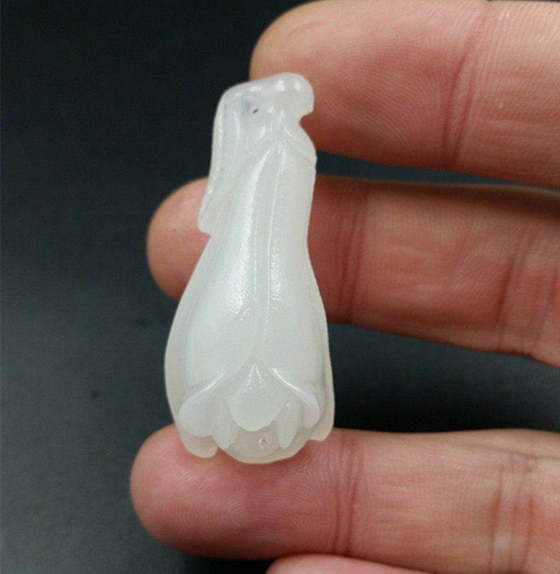A货天然玉石新疆和田白玉兰花玉挂件玉兰花玉吊坠玉石兰花