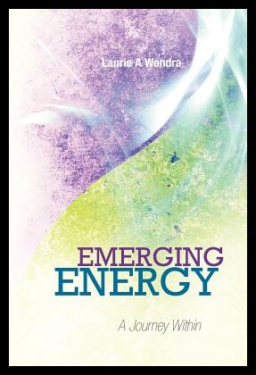 【预售】Emerging Energy: A Journey Within