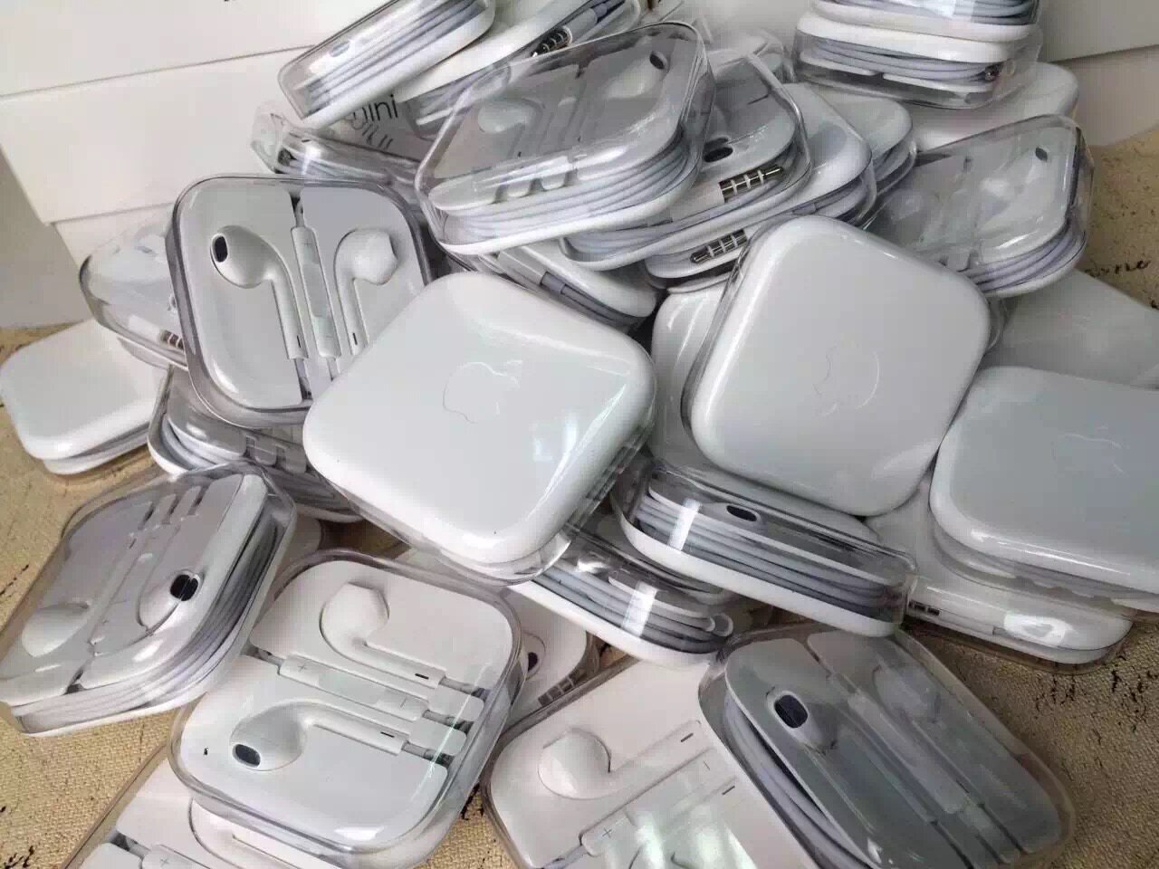 chargeur pour téléphones APPLE APPLE IPHONE6 - Ref 1293916 Image 1