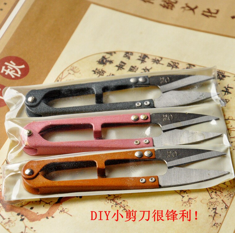 低价DIY手工编织剪刀裁剪用品小剪刀三色可选长10.5CM在类目 电子词典/电纸书/文化用品, 裁剪用品, 剪刀中 - 来自Buy2taobao.com提供专业的淘宝代购服务