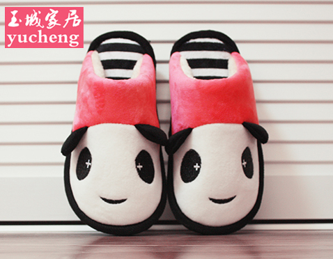 Chaussons enfants en suède pour hiver - semelle caoutchouc - Ref 1008325 Image 1