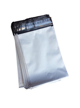 25.4*33+4外贸白色13丝快递袋新料无味环保杭州