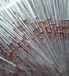 1W 1瓦 稳压二极管 1N4746A IN4746A 18V 稳压管 50只2.5元