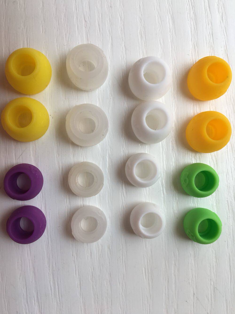 Skullcandy 耳機套 耳套 全系列入耳式通用 矽膠套 矽膠塞 耳帽在類目 影音電器, 影音家電配件, 耳機/耳麥配件中 - 來自Buy2taobao.com提供專業的淘寶代購服務