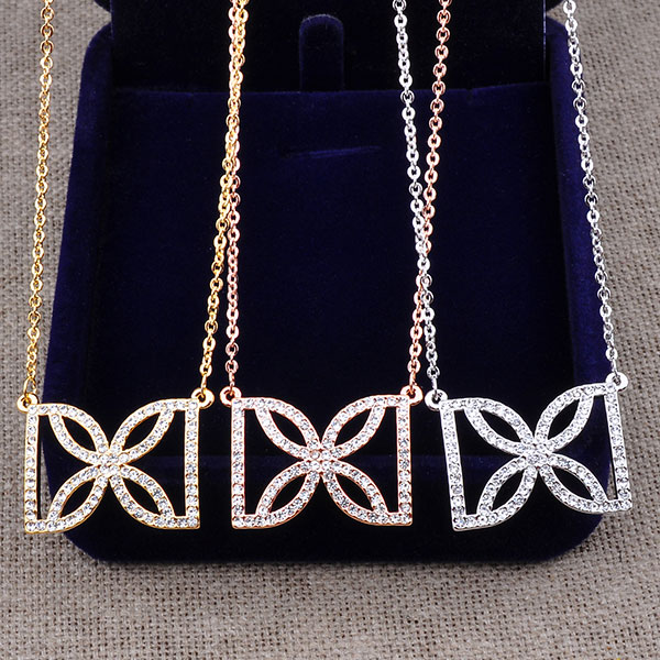 包邮 筱懿阁 欧比雅比正品 韩版微镶水钻四叶草精美项链镀14k金女在类目 饰品/流行首饰/时尚饰品新, 项链中 - 来自Buy2taobao.com提供专业的淘宝代购服务