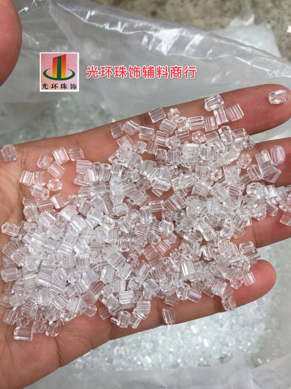 3.6mm长方形玻璃透明角珠 服装辅料 DIY材料 透明长方形玻璃珠,饰品/流行首饰/时尚饰品新,其他DIY饰品配件,淘宝优惠券,粉丝福利购,淘宝优惠卷