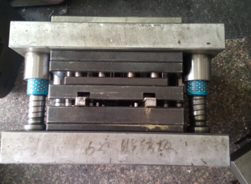模具，冷冲压模具，冲压模具设计与制作，冷冲压自动化模具等。定